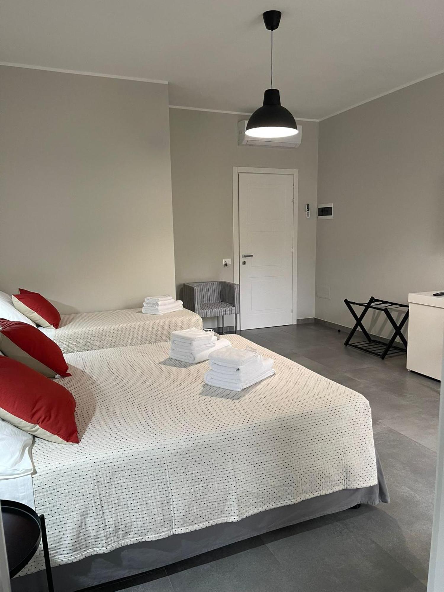 Viariva Rooms カリアリ エクステリア 写真